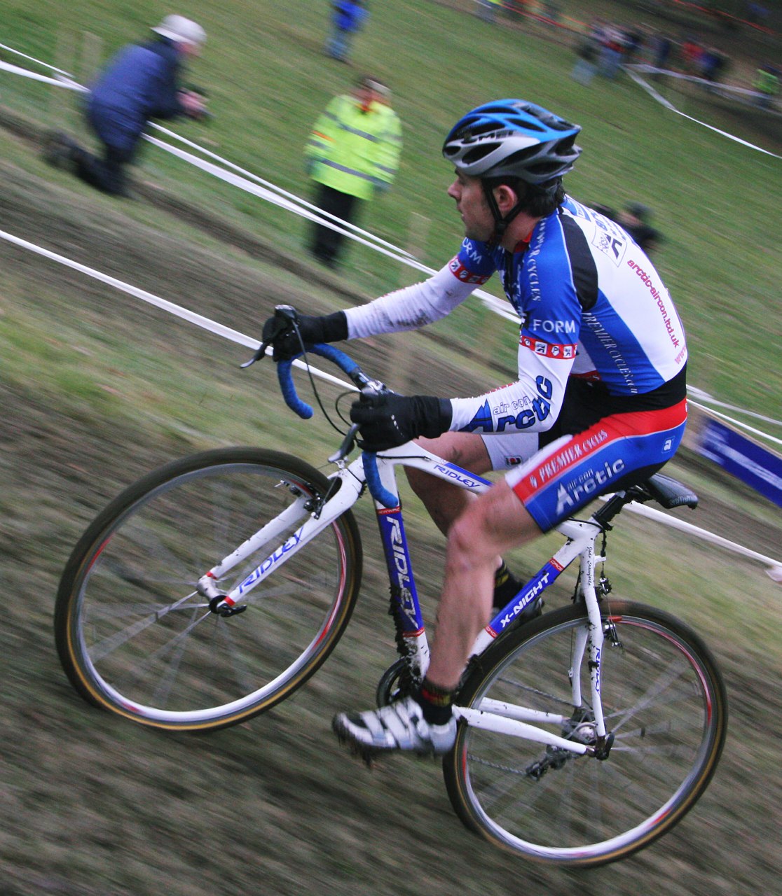 Crawford Attacks the Climb!